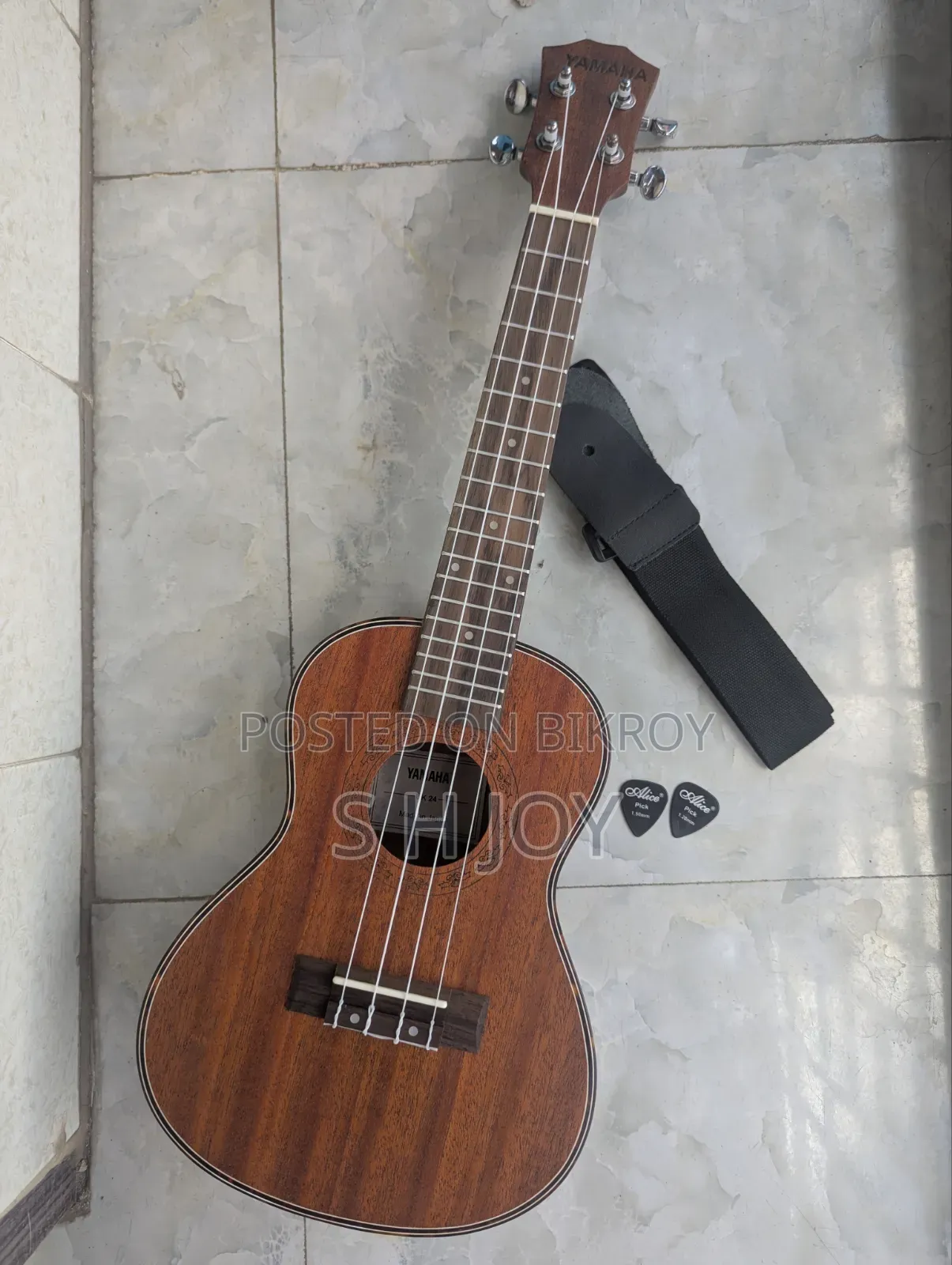 Yamaha Ukulele