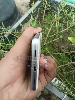 Google Pixel 7a 128 GB White