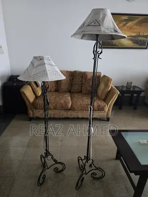 Floor Lamp 2