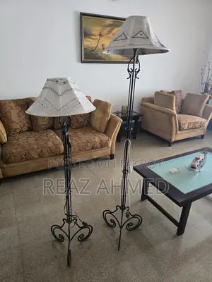 Floor Lamp 2