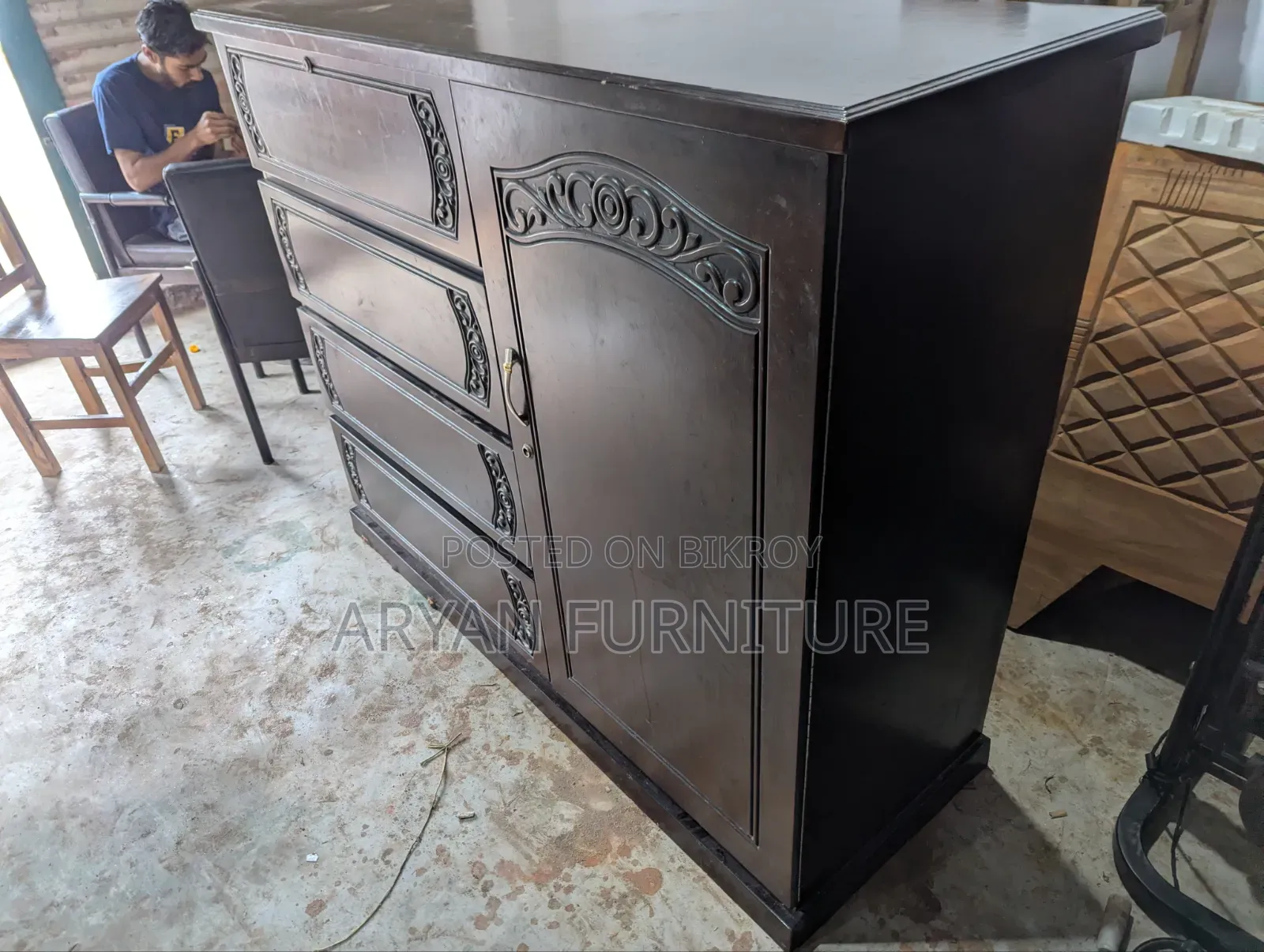 Wardrobe New Condition Free Delivery