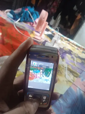 নোকিয়া ই৬৫ রেড
