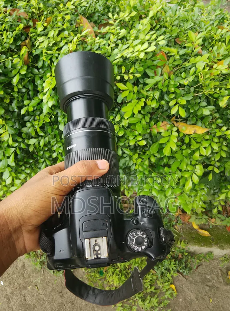 Canon 700D Body + STM Lens 55-250