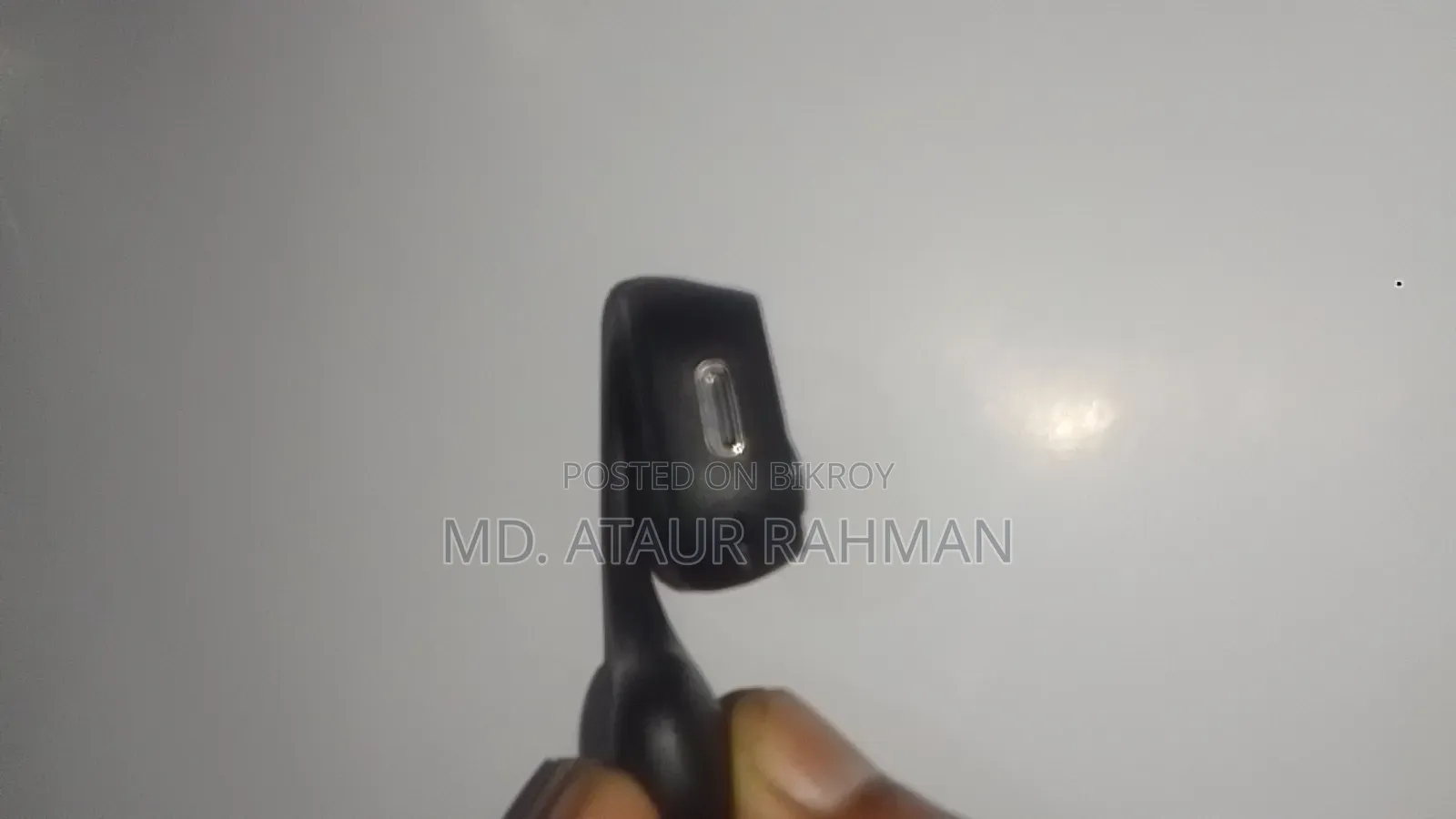 Left Ear Hang V5.3 for 5.3 Button Control Digital Display IPX4