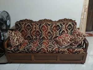 সোফা সেট (৫ পিস)