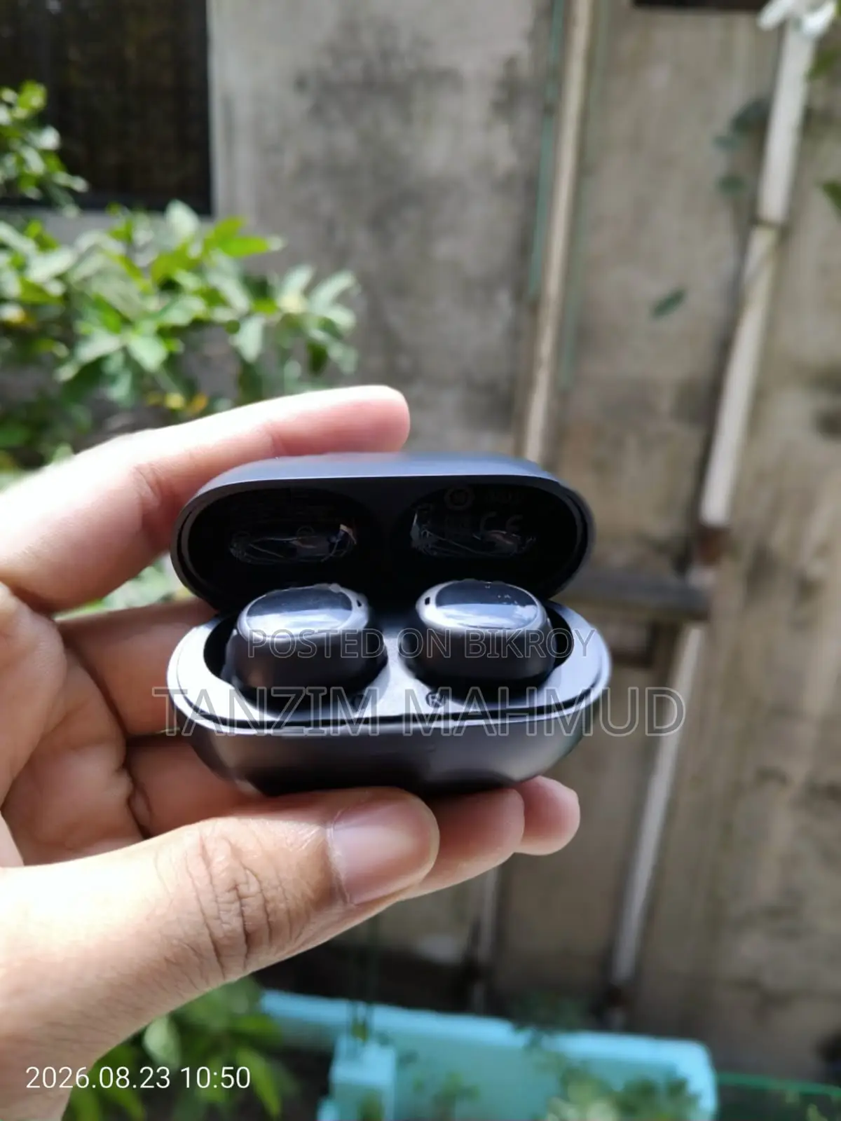 Bluetooth Earbuds