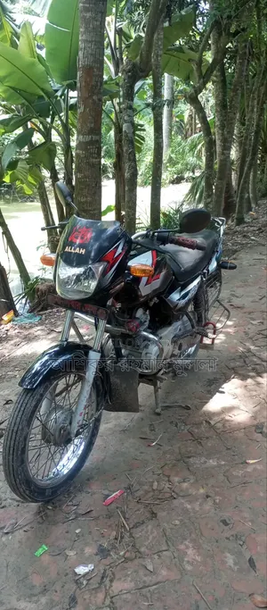 বাজাজ সিটি ১০০ ২০১৭ কালো