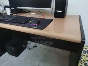 OTOBI Office Table