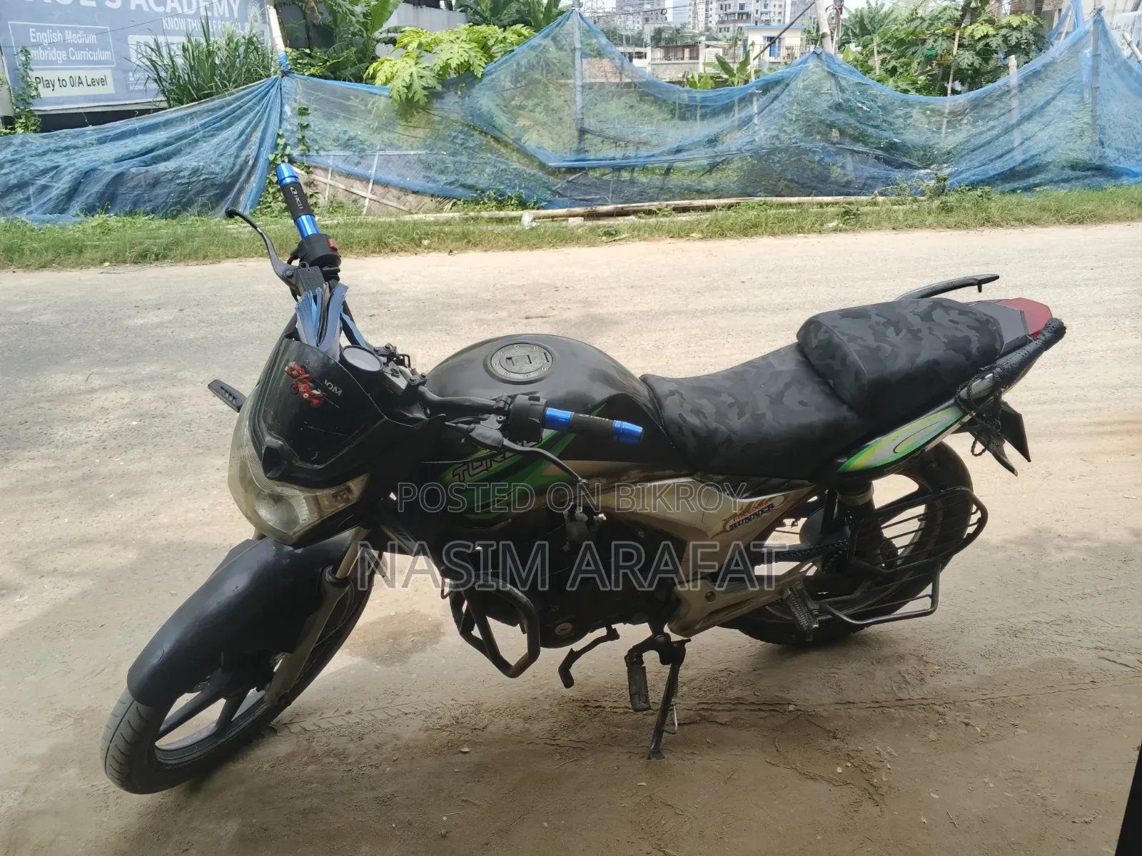 রানার এক্সট্রিট ১৫০ ২০১৫ কালো
