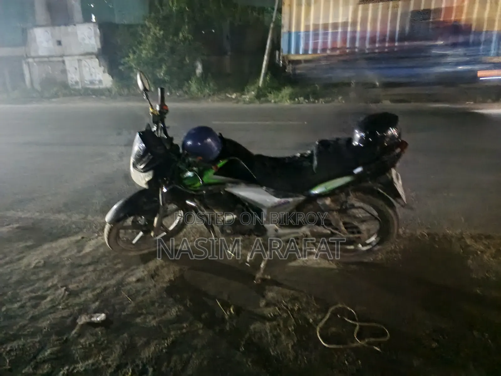 রানার এক্সট্রিট ১৫০ ২০১৫ কালো
