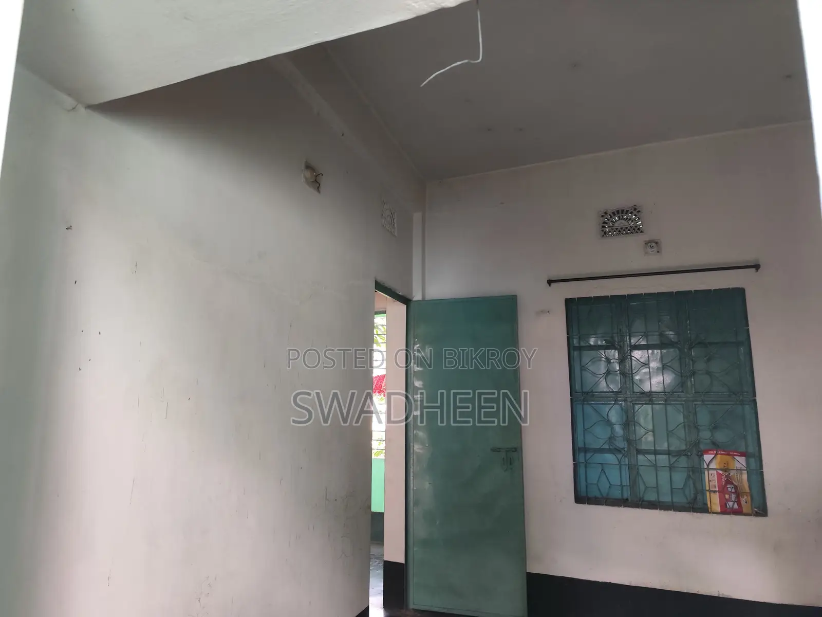 ভালুকায় ২ বেডরুমের বাড়ি বিক্রয়
