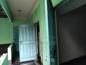 ভালুকায় ২ বেডরুমের বাড়ি বিক্রয়
