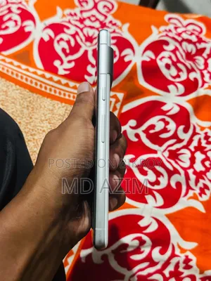 গুগল পিক্সেল ৭ ১২৮ জিবি সাদা