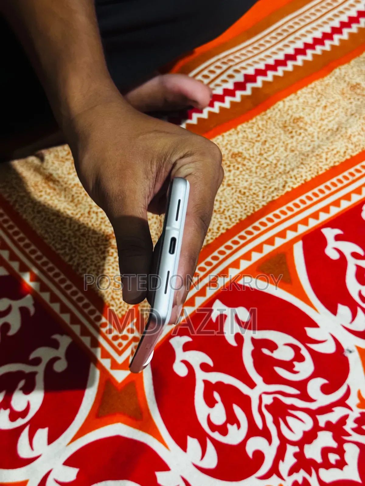 গুগল পিক্সেল ৭ ১২৮ জিবি সাদা