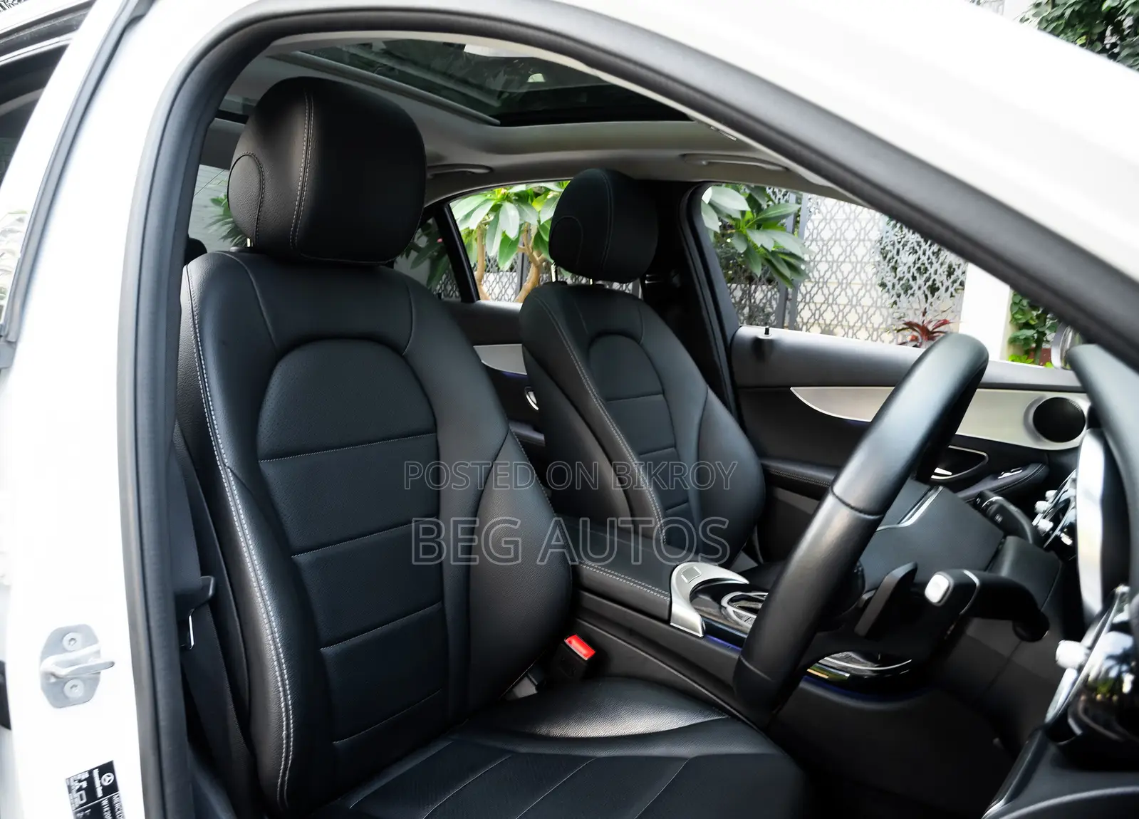 Mercedes-Benz C-Class 2019 White