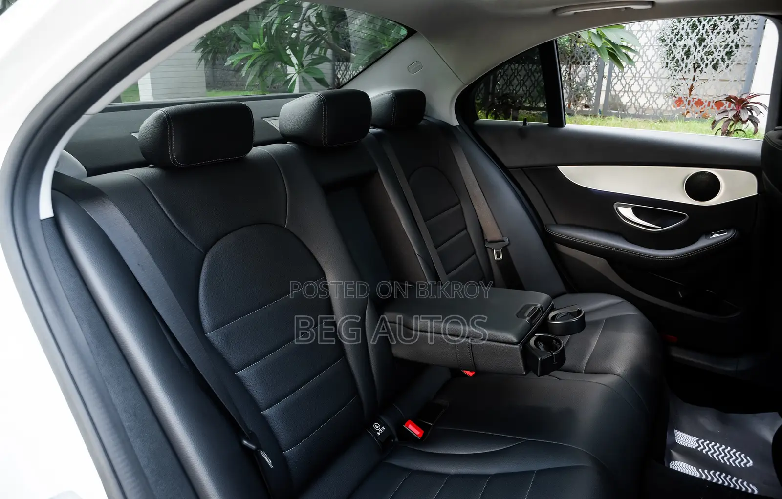 Mercedes-Benz C-Class 2019 White