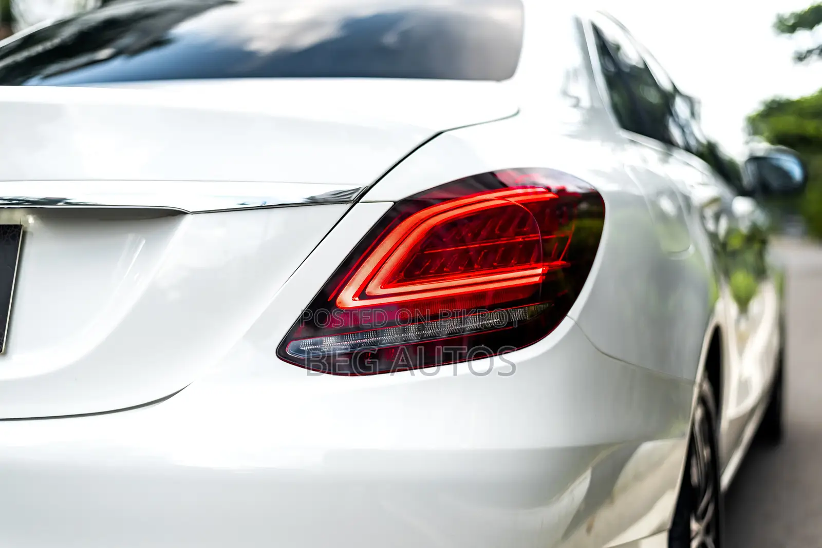 Mercedes-Benz C-Class 2019 White