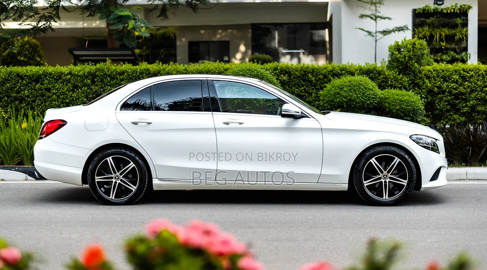 Mercedes-Benz C-Class 2019 White