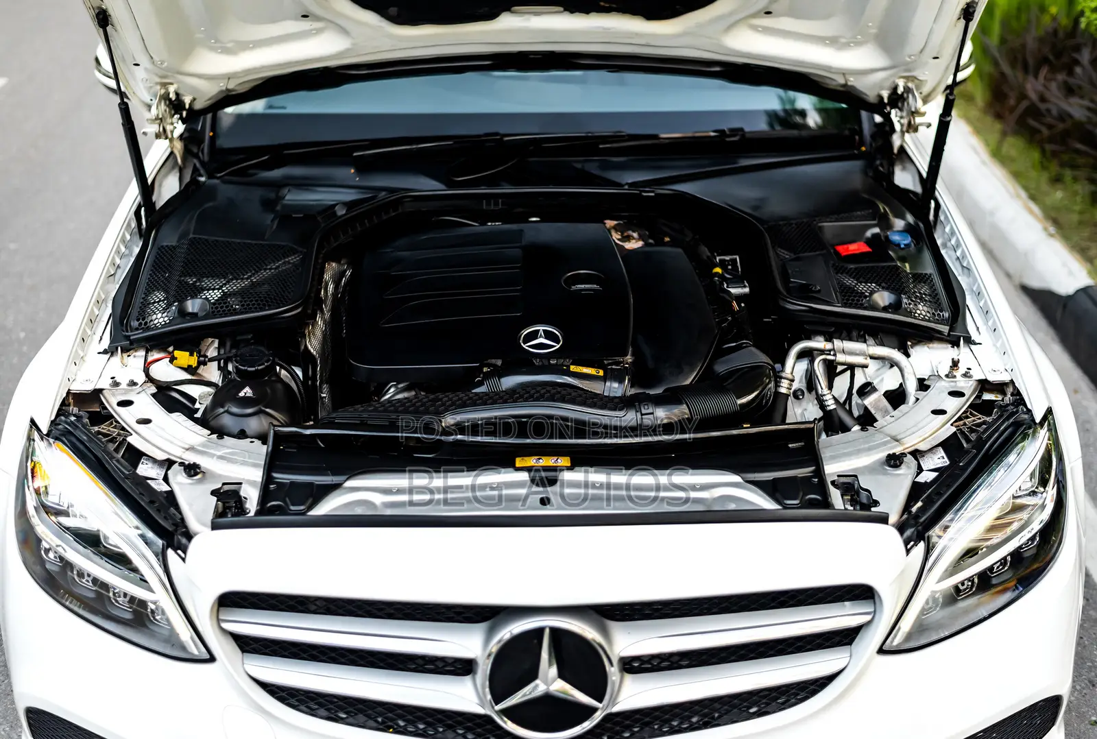 Mercedes-Benz C-Class 2019 White