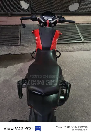 Honda Hornet 2024 Red