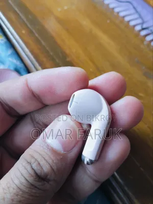উভয়ের জন্য ইয়ারবাডস