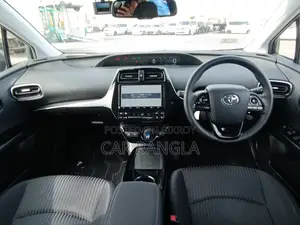 Toyota Prius 2021 Gray