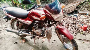 Bajaj CT 100 2014 Red