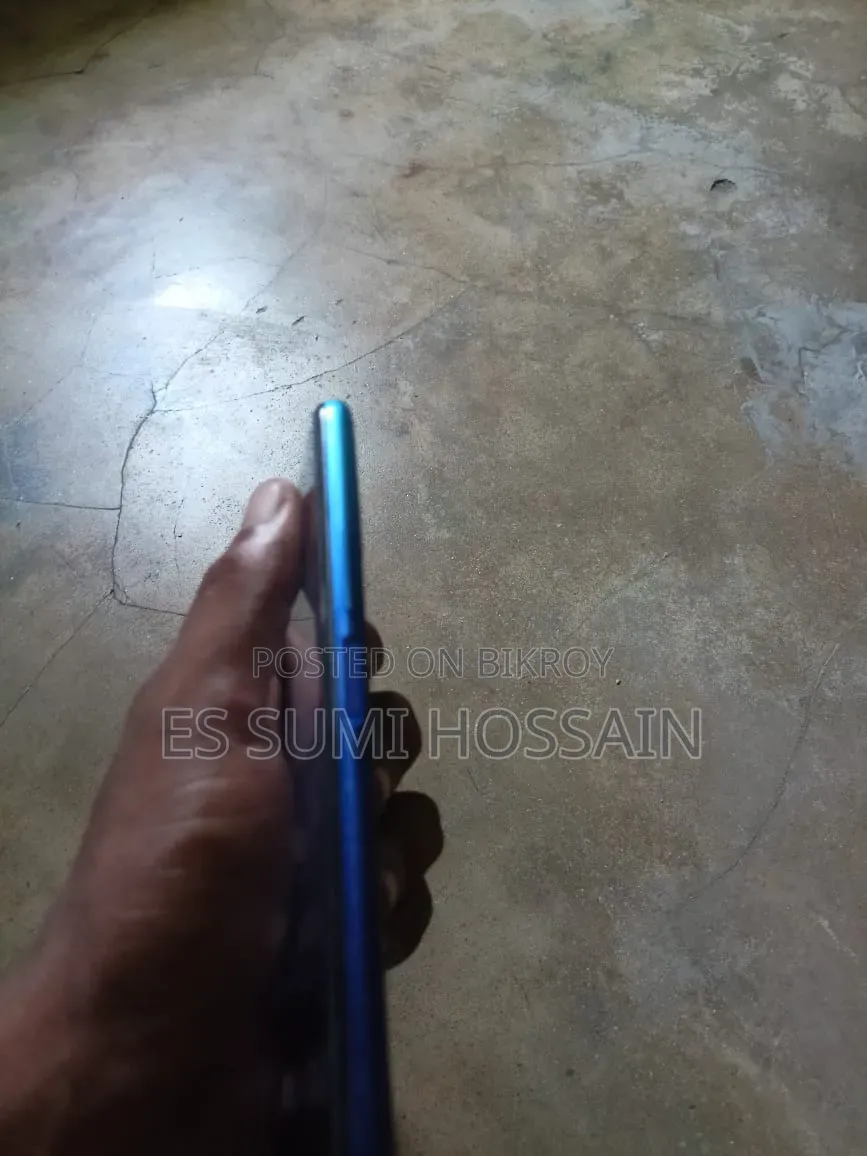 Vivo Y20 64 GB Blue