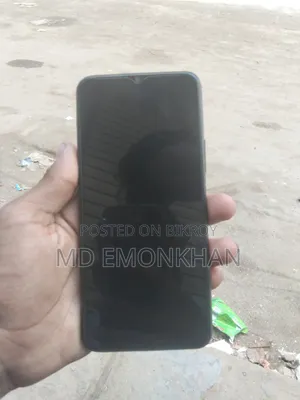 ভীভো ওয়াই২০ ৬৪ জিবি কালো