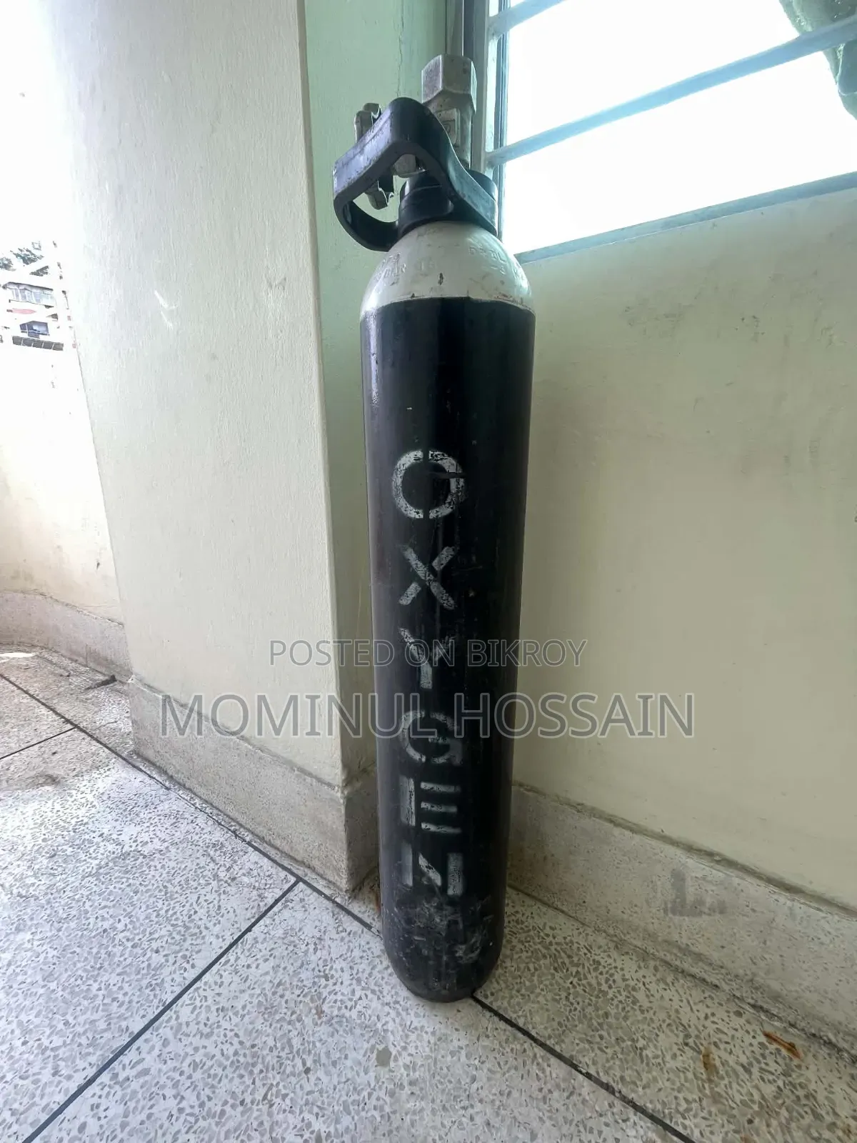 Full Oxygen Cylinder (Filled)