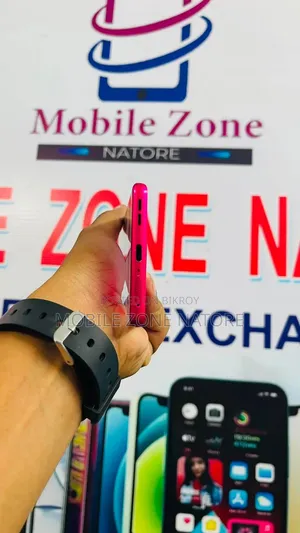মোটরোলার এজ ৫০ ফিউশন ২৫৬ জিবি রেড