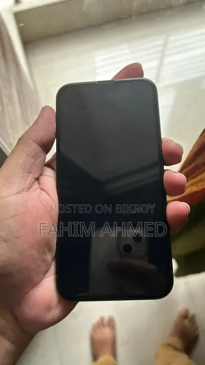 New Apple iPhone 13 128 GB Green