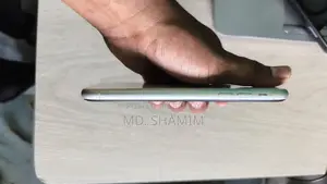 অ্যাপল আইফোন ১১ ১২৮ জিবি সাদা