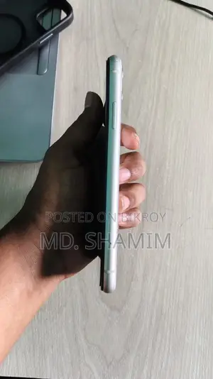 অ্যাপল আইফোন ১১ ১২৮ জিবি সাদা