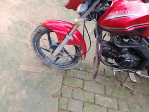 ভিক্টরি হ্যামার ২০১৬ রেড