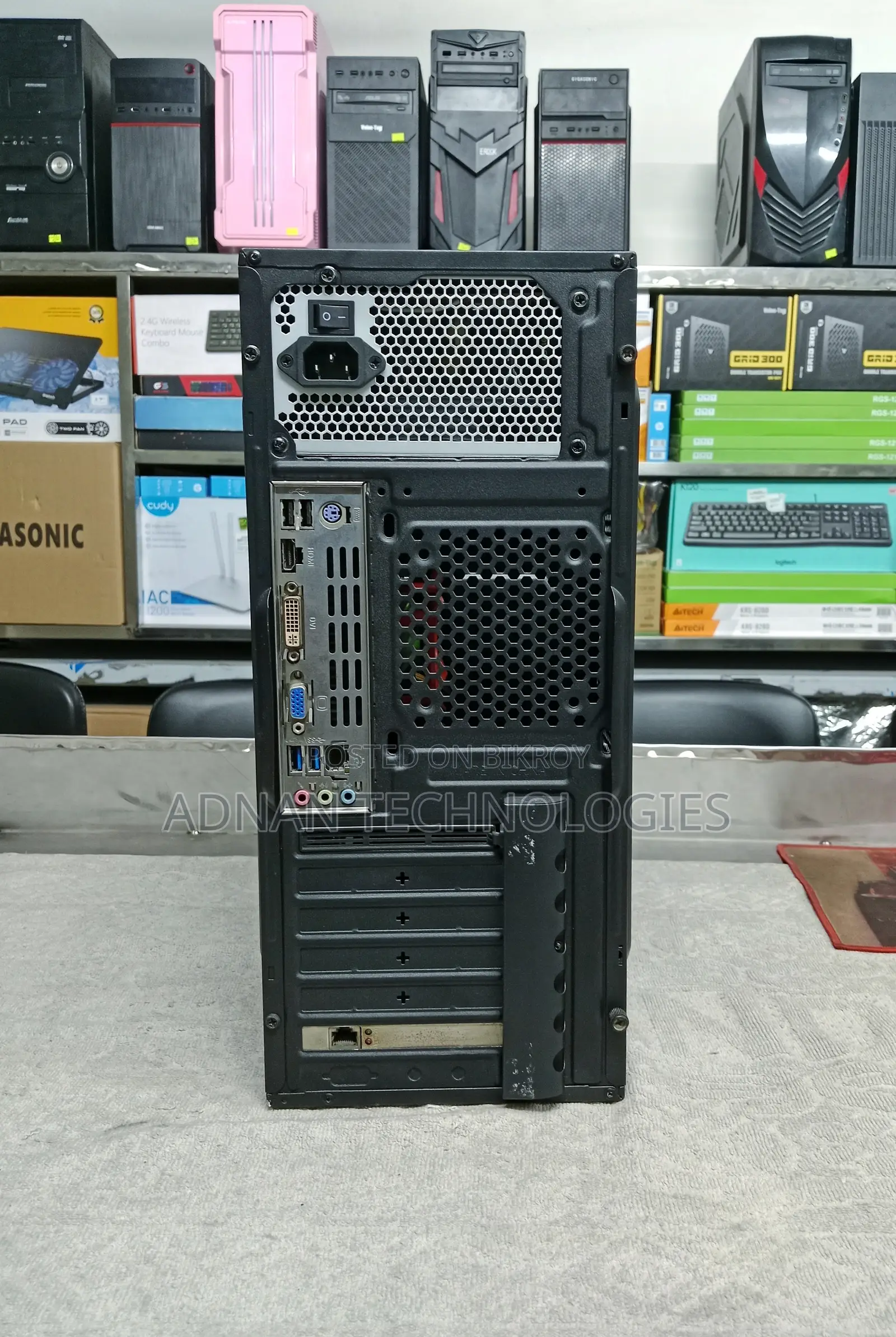 Desktop Computer 4GB Intel Core i7 SSD 128GB