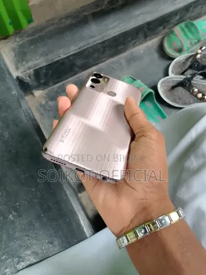 Infinix Hot 12i 64 GB Rose Gold