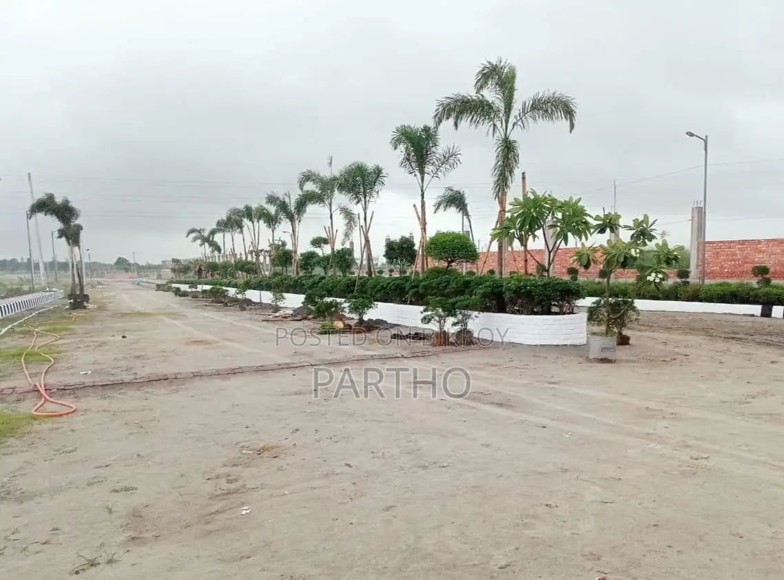 Adjacent to Purbachal 300 Feet: Land Opposite Japanese Economic Zone
