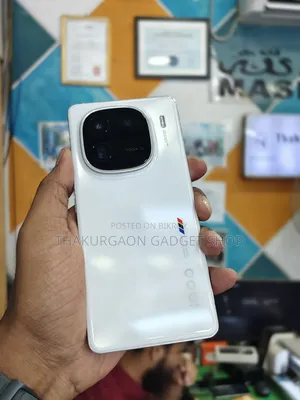iQOO 12 512 GB White