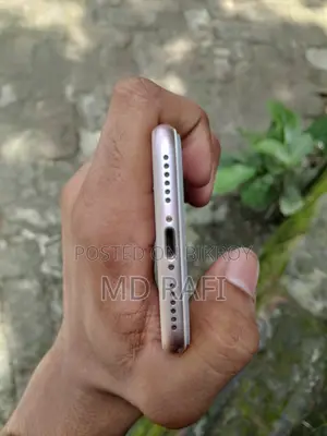 অ্যাপল আইফোন ৮ ৬৪ জিবি গোল্ড