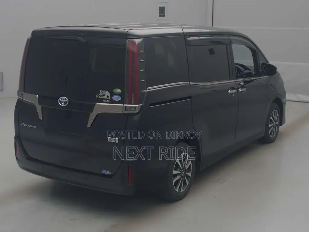 Toyota Esquire 2020 Black