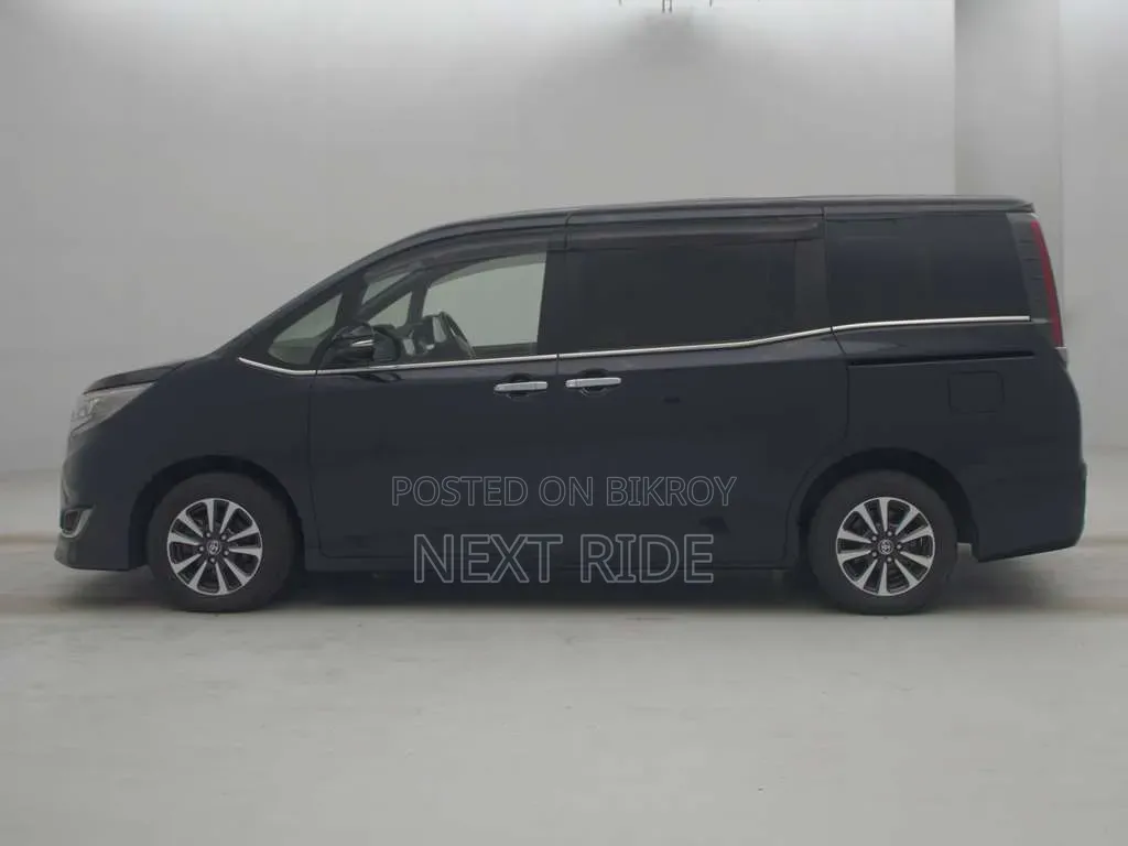 Toyota Esquire 2020 Black