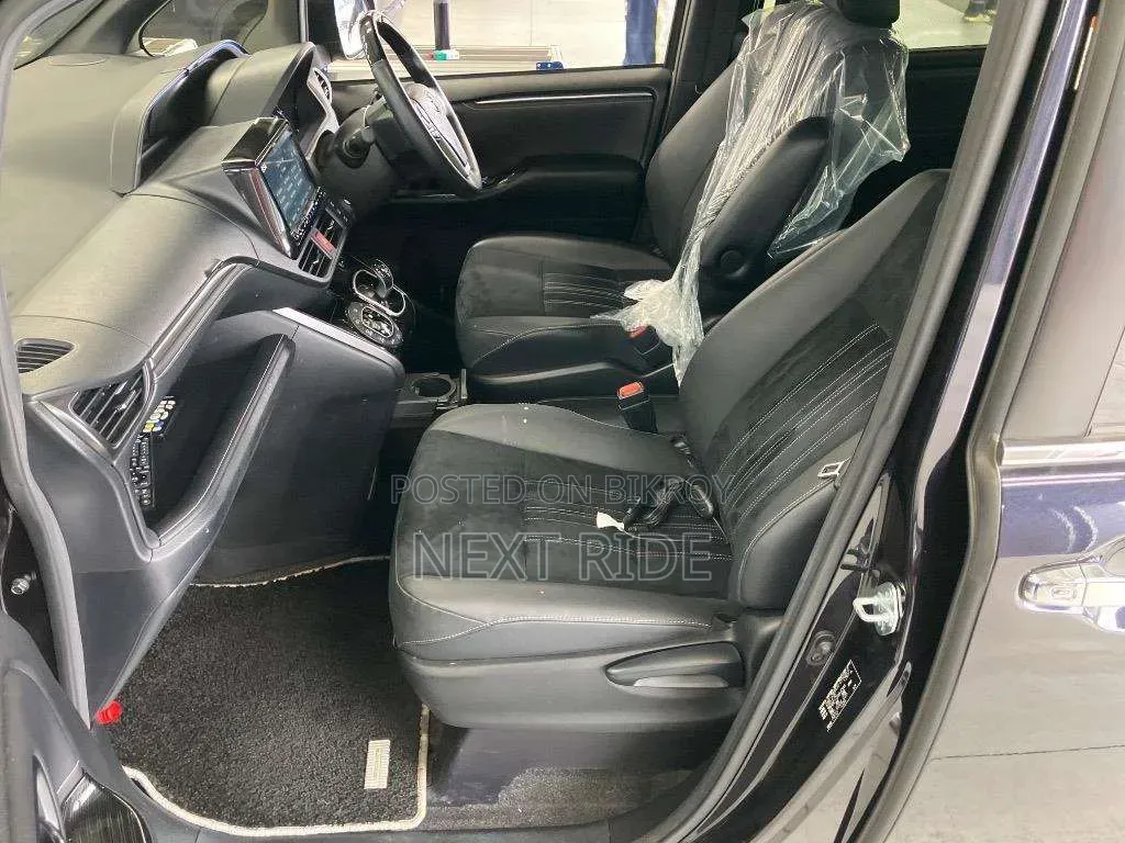 Toyota Esquire 2020 Black