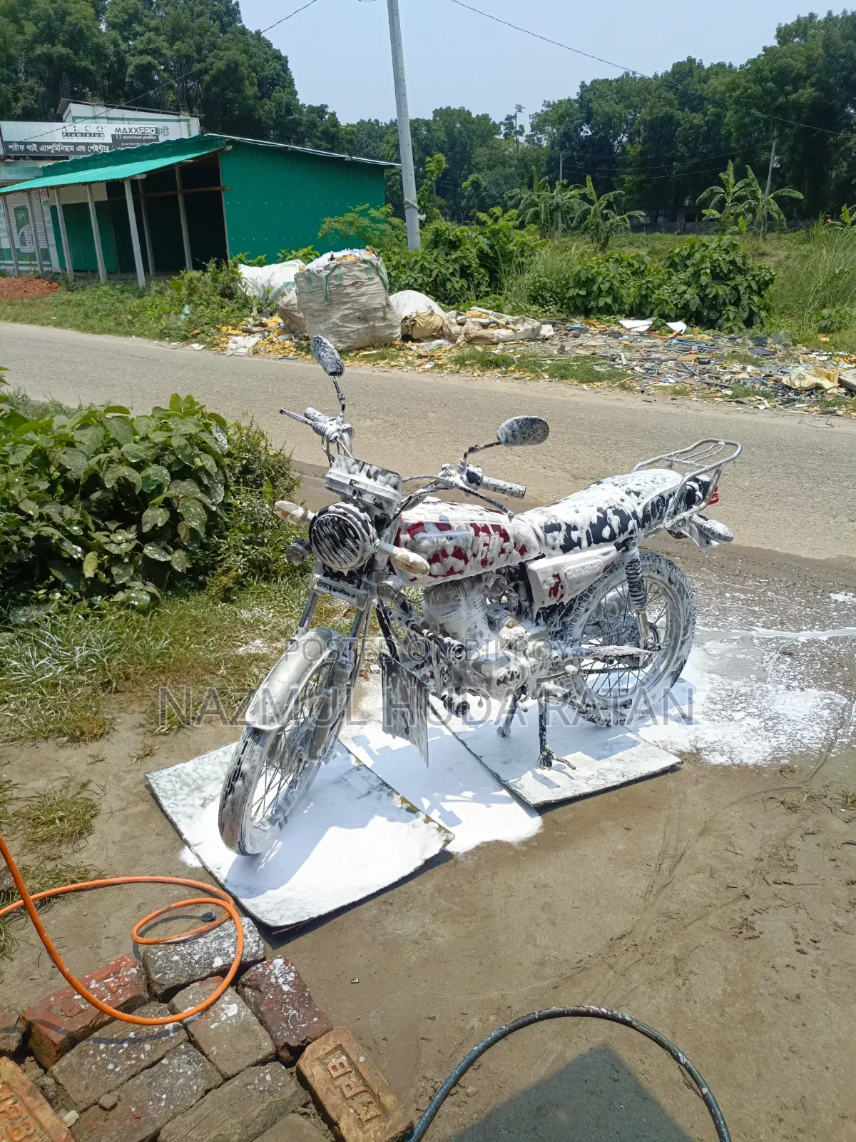 Walton Cruize 2007 Red
