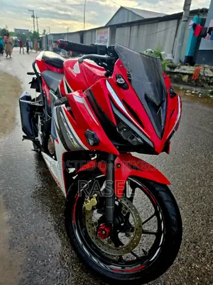 Honda CBR 2017 Red
