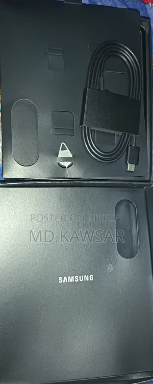 স্যামসাং গ্যালাক্সি জেড ফোল্ড ৪ ৫১২ জিবি কালো