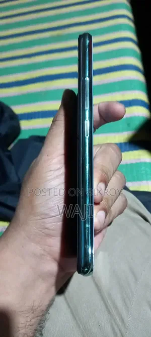 Vivo Y17 256 GB Blue