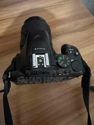 Nikon D5500 + 18-55 Kit