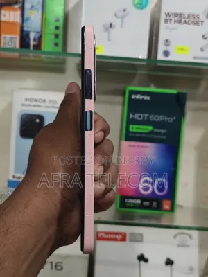 ইনফিনিক্স হট ৪০আই ১২৮ জিবি