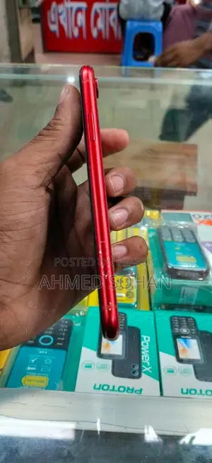 অ্যাপল আইফোন এক্সআর ৬৪ জিবি লাল
